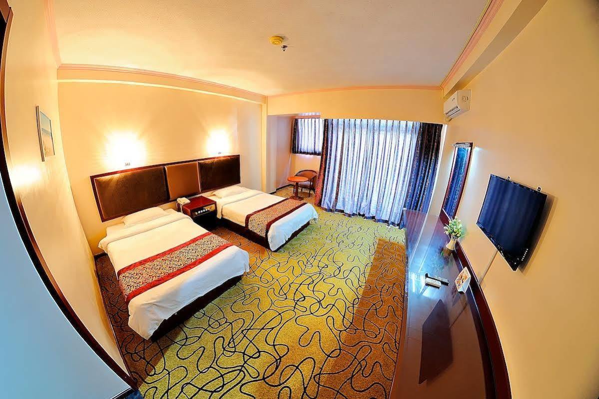 Saipan Ocean View Hotel Garapan Bagian luar foto